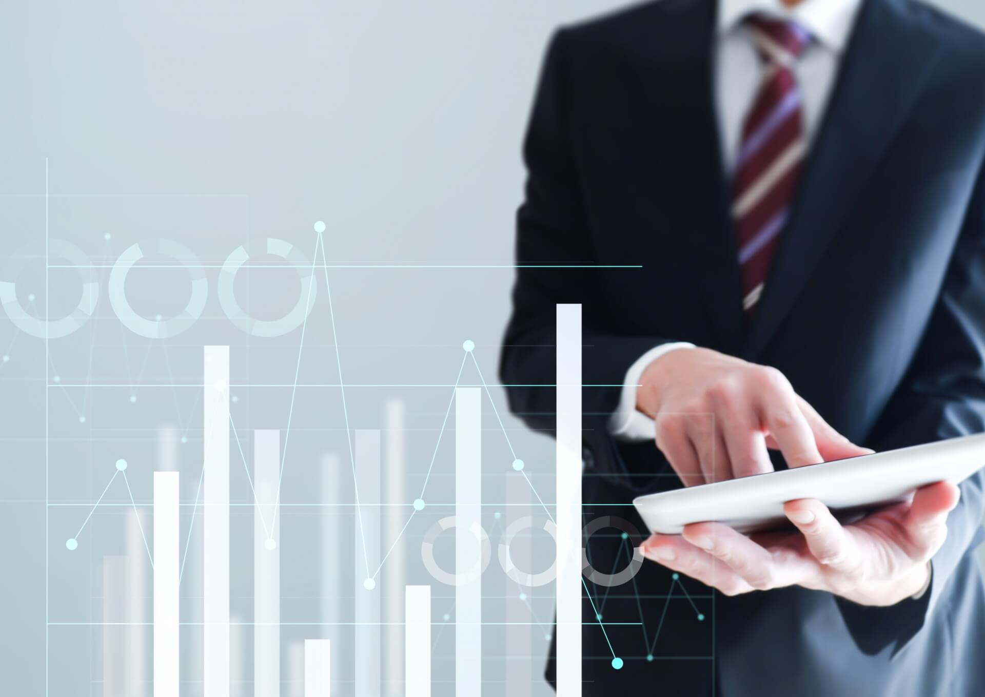 過去の市場データを分析して適正な取得費を算出する仕組み